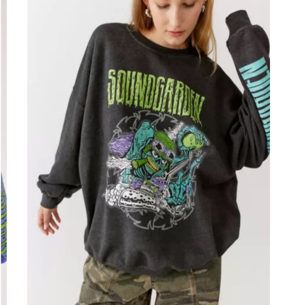Urban outfitters sound garden sweatshirt